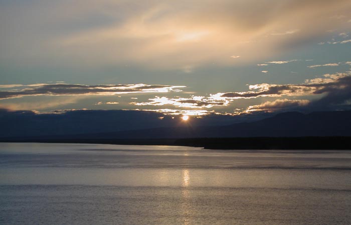 Anchorage sunset.jpg 37.7K